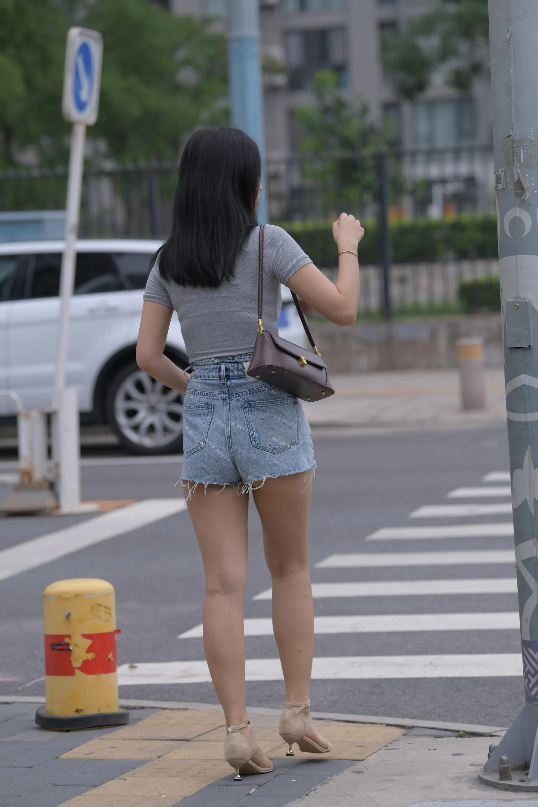 魔镜街拍 NO.169 一只麋鹿摄影-牛仔短裙美女 [235P]插图2
